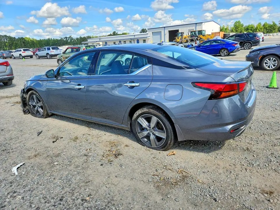 2019 NISSAN ALTIMA SL  