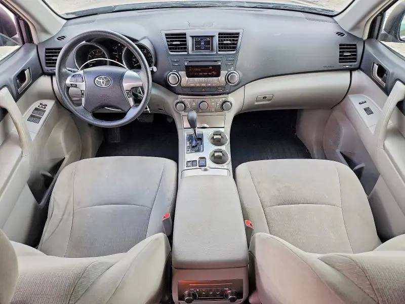 2011 TOYOTA HIGHLANDER BASE  