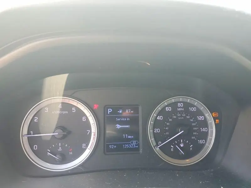 2018 HYUNDAI SONATA SE  