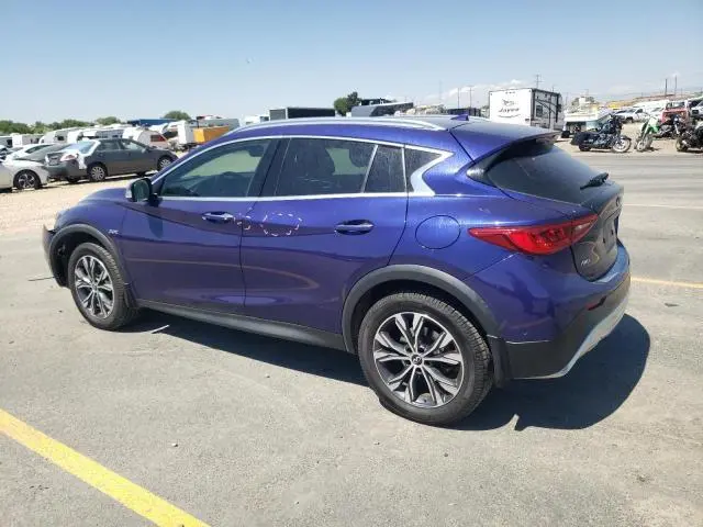 2017 INFINITI QX30 BASE  