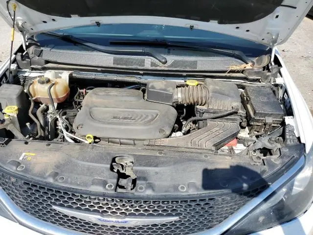 2020 CHRYSLER VOYAGER LXI  