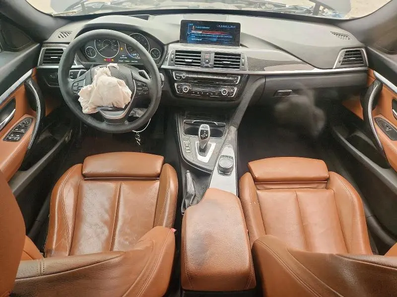 2017 BMW 330 XIGT  