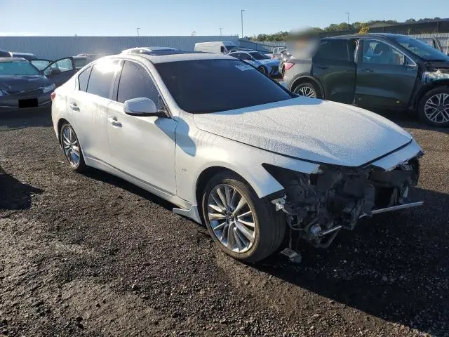 2018 INFINITI Q50 LUXE  