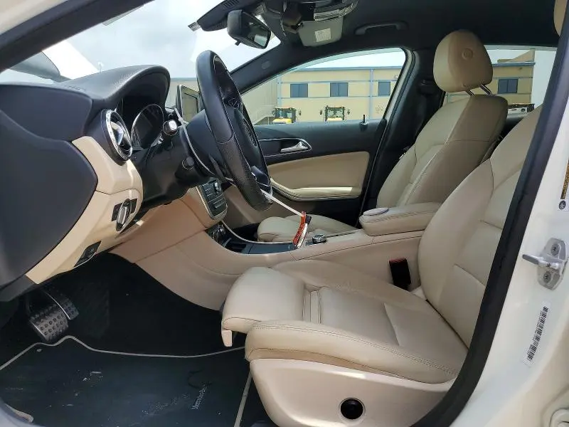 2016 MERCEDES-BENZ GLA 250  