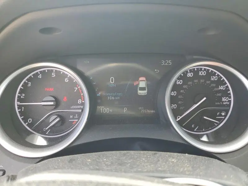 2024 TOYOTA CAMRY XLE  