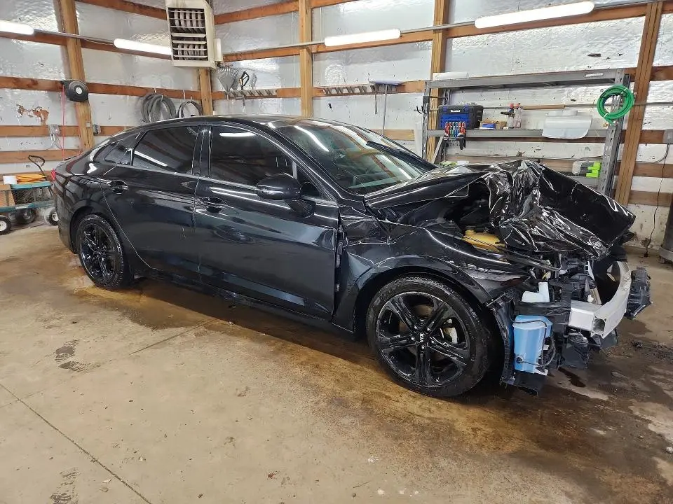 2021 KIA K5 GT LINE  