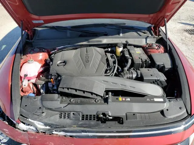 2025 HYUNDAI SONATA SE  