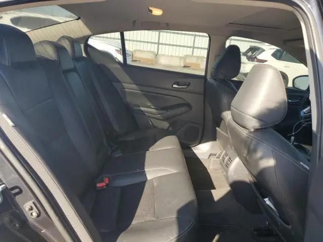 2019 NISSAN ALTIMA SL  