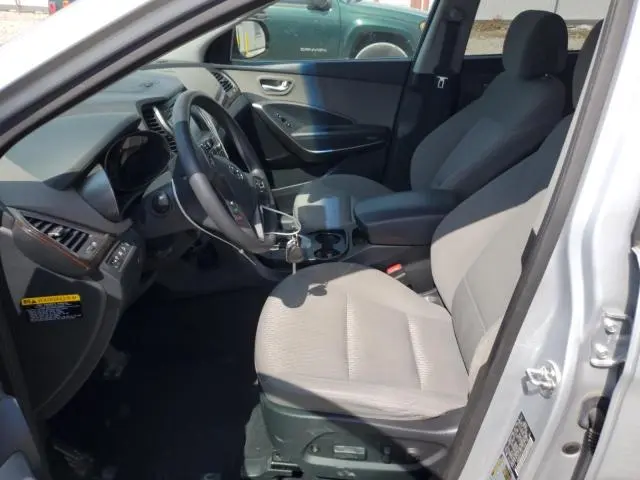 2017 HYUNDAI SANTA FE SE  
