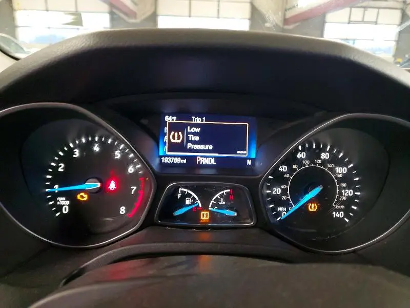 2016 FORD FOCUS SE  