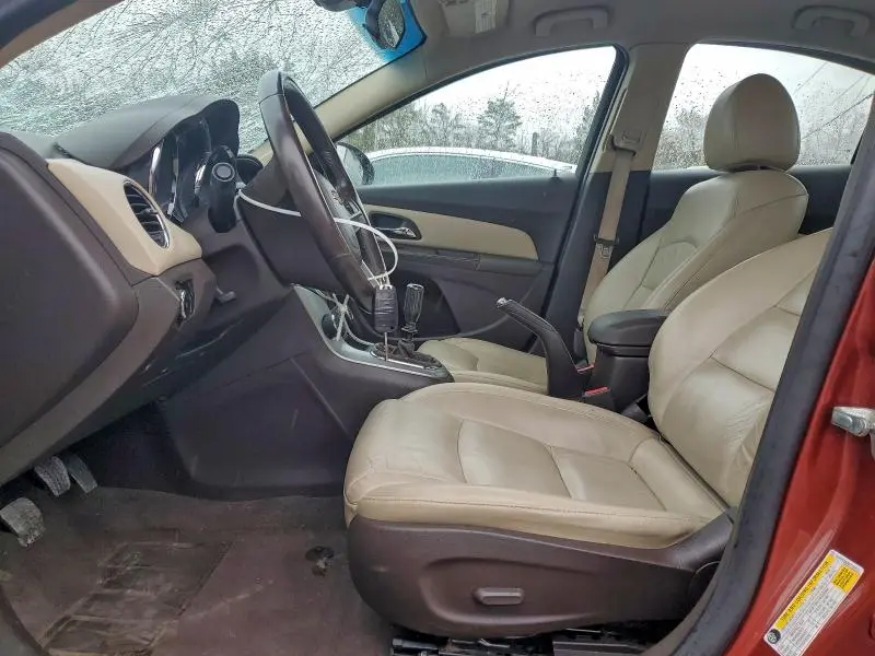 2013 CHEVROLET CRUZE LT  