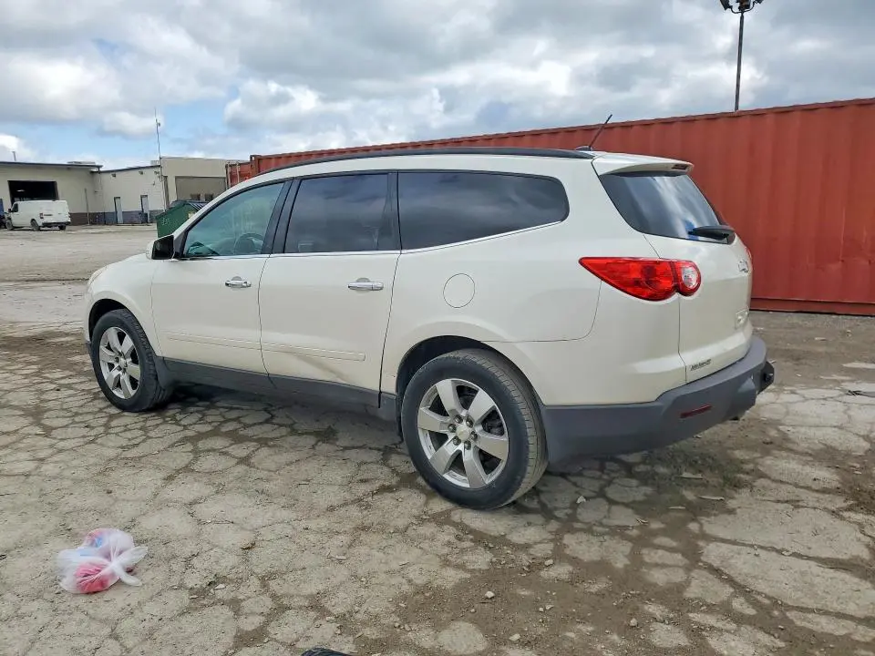 2012 CHEVROLET TRAVERSE LT  