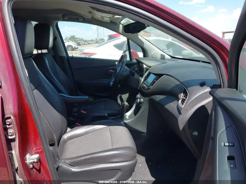2017 CHEVROLET TRAX LT