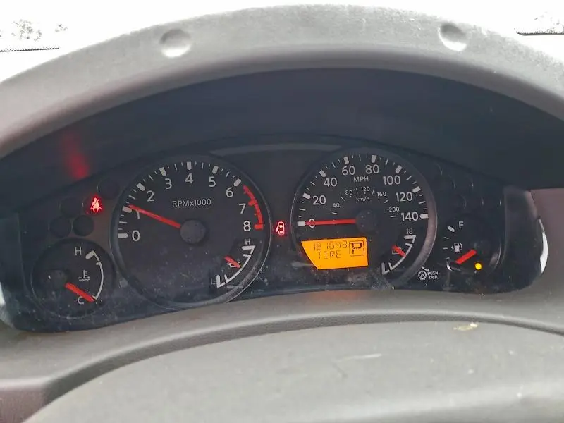 2011 NISSAN FRONTIER S  