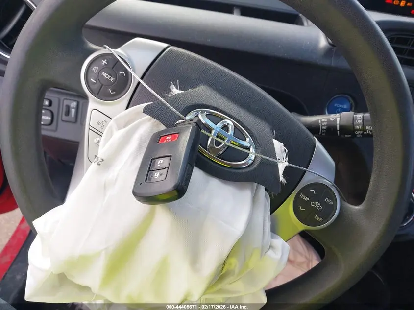 2013 TOYOTA PRIUS C THREE