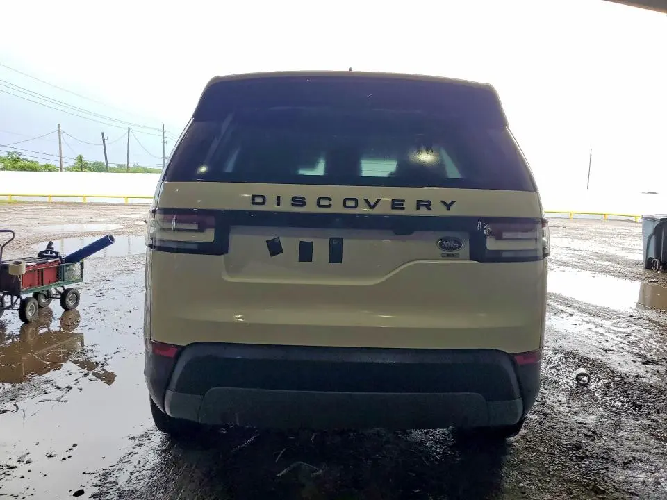 2017 LAND ROVER DISCOVERY SE  