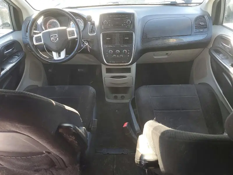 2013 DODGE GRAND CARAVAN SE  