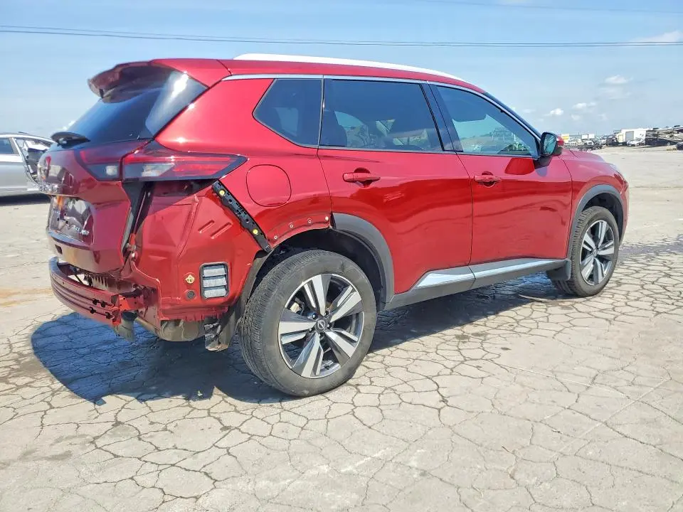 2022 NISSAN ROGUE SL  
