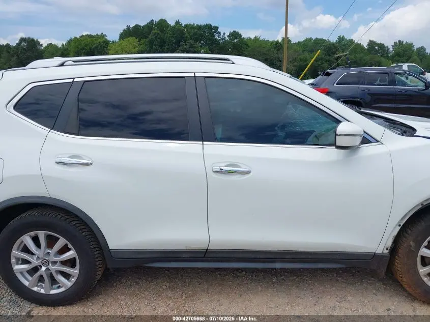 2017 NISSAN ROGUE SV