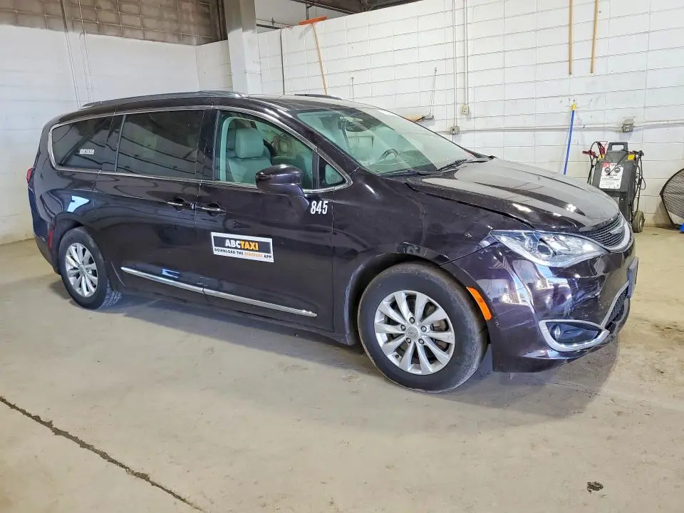 2019 CHRYSLER PACIFICA TOURING L  