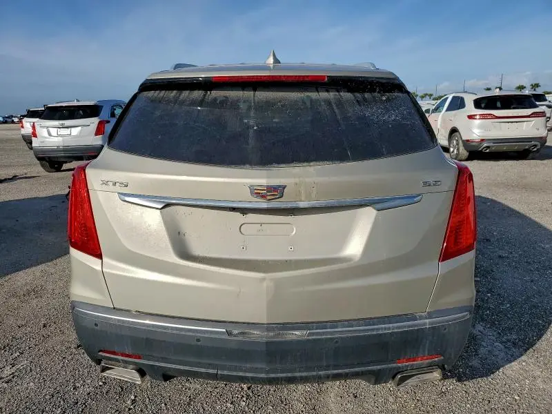 2017 CADILLAC XT5   