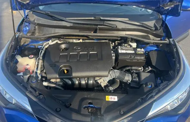 2020 TOYOTA C-HR XLE  