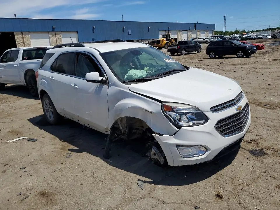 2017 CHEVROLET EQUINOX LT  