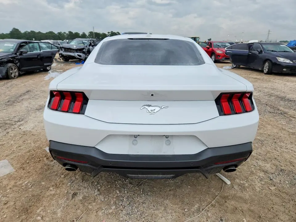 2025 FORD MUSTANG   