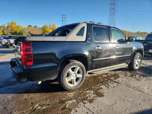 2010 CHEVROLET AVALANCHE LTZ  