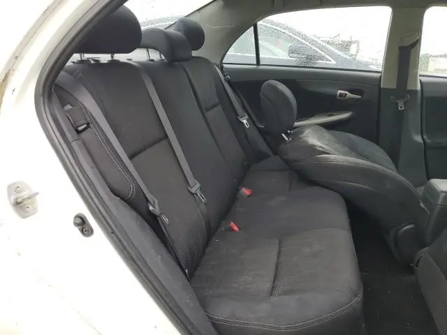 2013 TOYOTA COROLLA BASE  