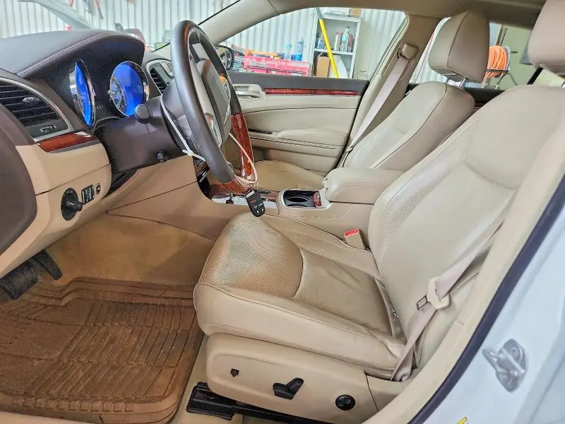 2011 CHRYSLER 300 LIMITED  