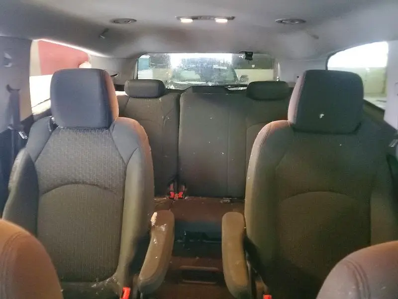 2012 CHEVROLET TRAVERSE LT  