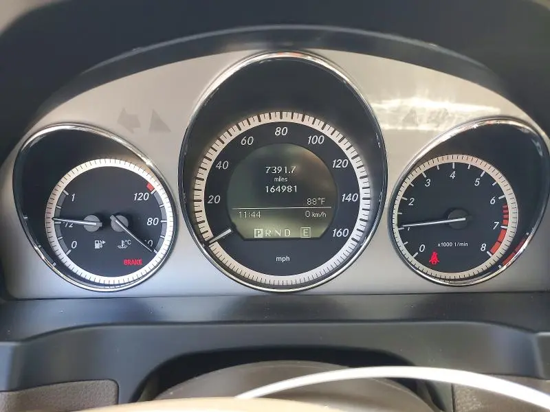 2011 MERCEDES-BENZ C 300  