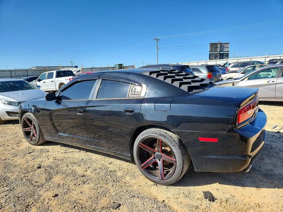 2013 DODGE CHARGER SE  