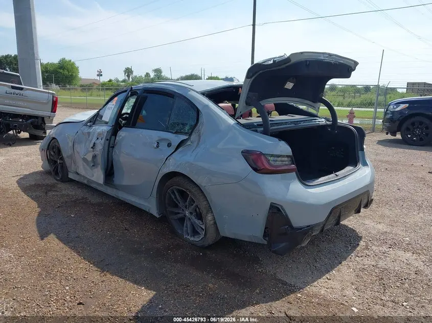 2024 BMW 330I  