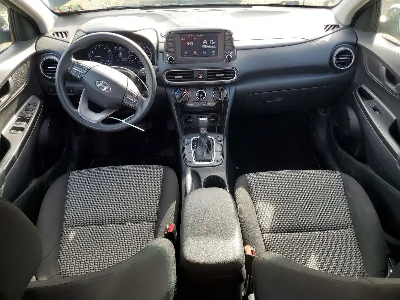 2018 HYUNDAI KONA SE  