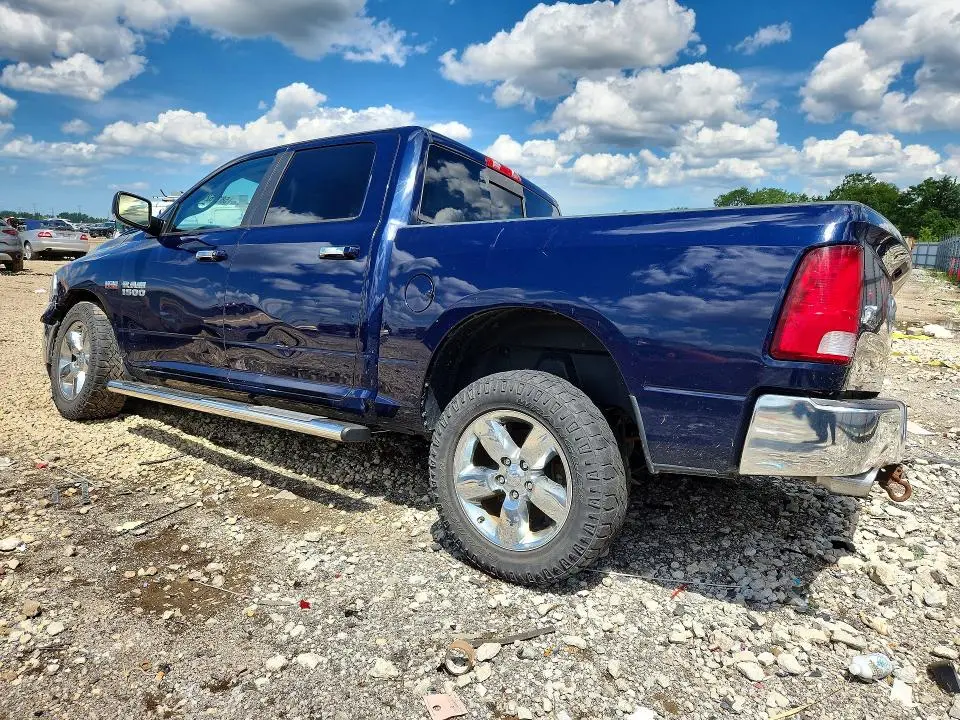 2017 RAM 1500 SLT  