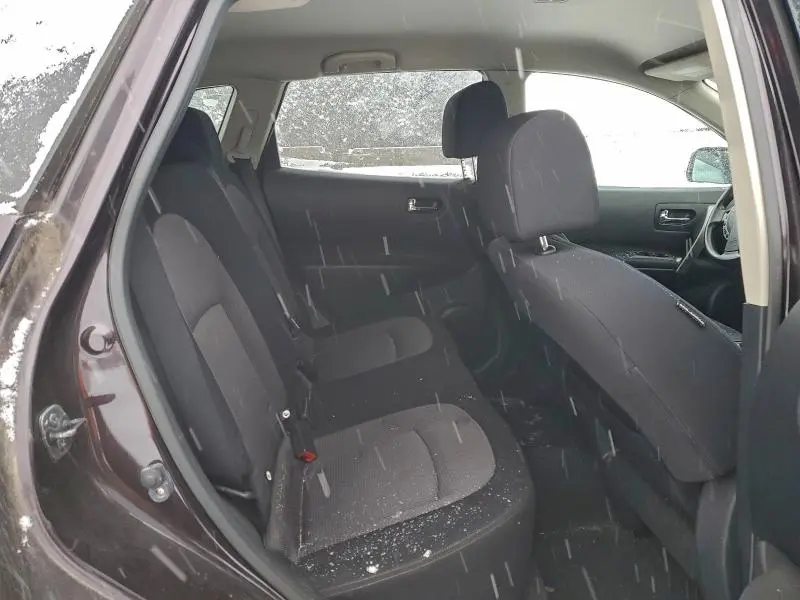 2011 NISSAN ROGUE S  
