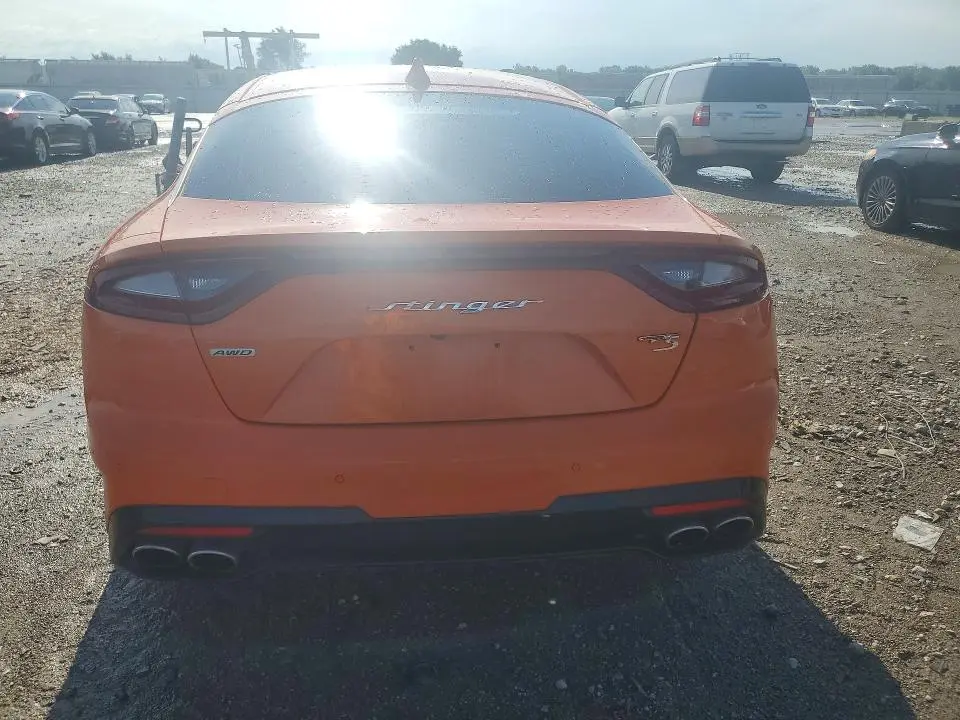 2019 KIA STINGER GT  