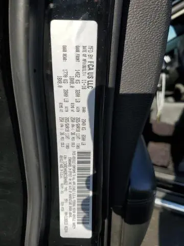 2019 DODGE DURANGO SXT  