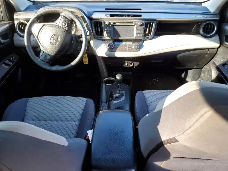 2015 TOYOTA RAV4 XLE  