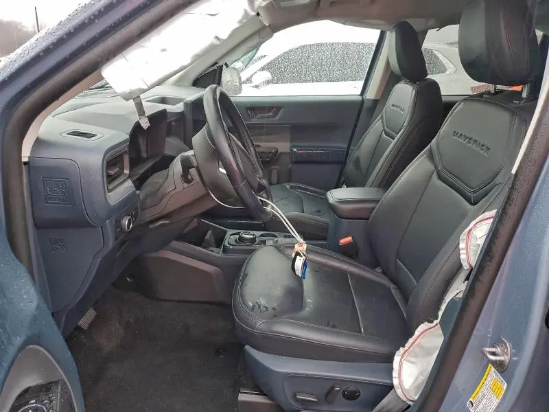 2025 FORD MAVERICK LARIAT  