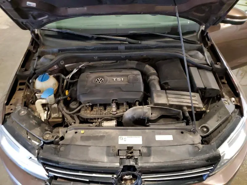 2014 VOLKSWAGEN JETTA SE  