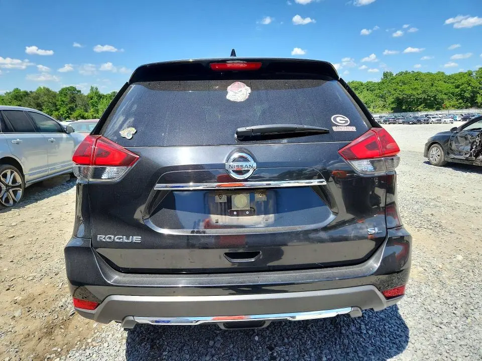 2018 NISSAN ROGUE SL  