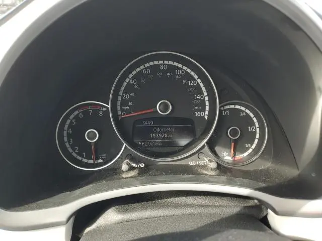 2013 VOLKSWAGEN BEETLE