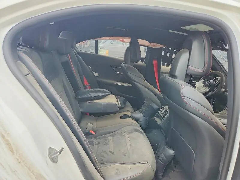 2023 MERCEDES-BENZ C 43 AMG  