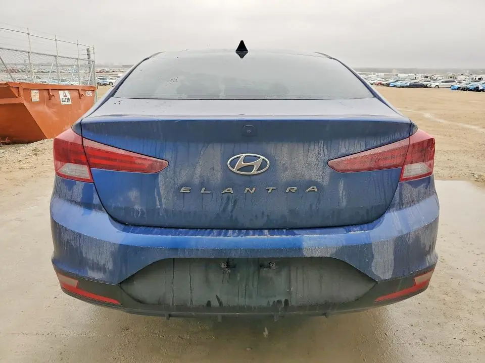 2020 HYUNDAI ELANTRA SEL  