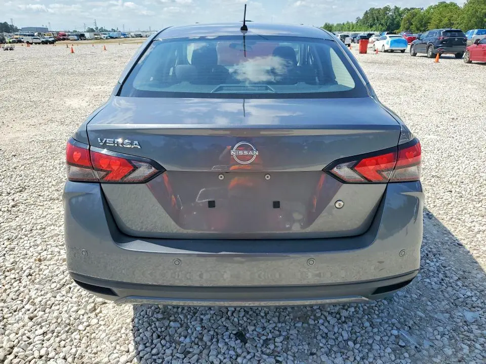 2024 NISSAN VERSA S  