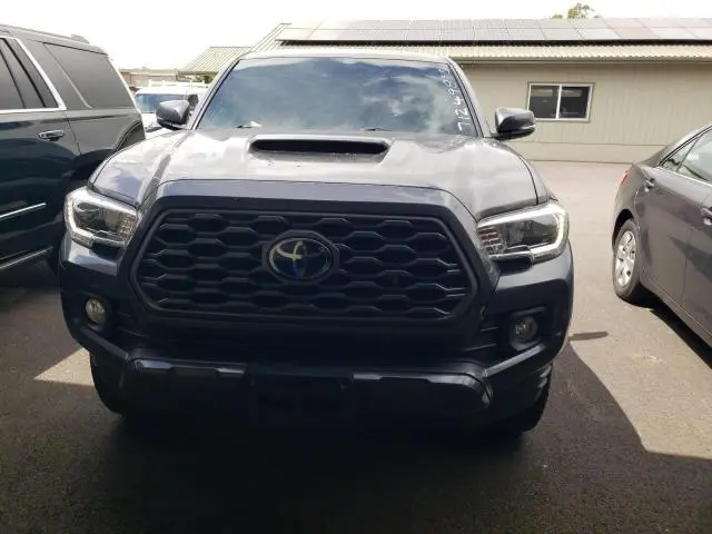 2021 TOYOTA TACOMA SR5 V6  