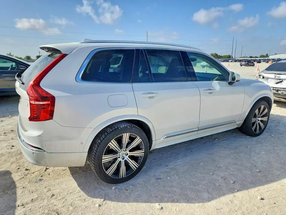 2023 VOLVO XC90 ULTIMATE  